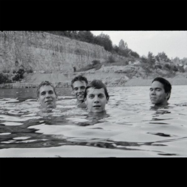 <span class="hide-the-artist">Slint<br></span>Spiderland