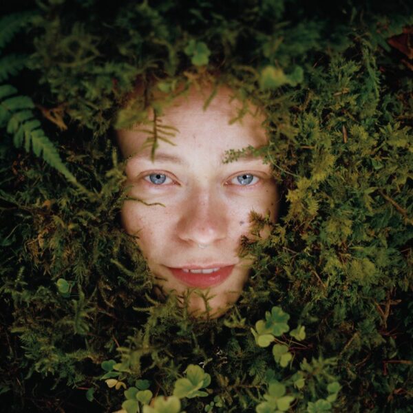 <span class="hide-the-artist">Anna B. Savage<br></span>You & I Are Earth